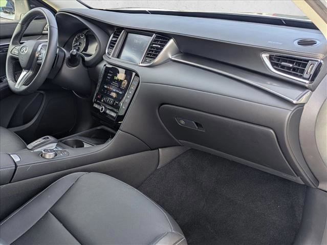 Certified 2025 INFINITI QX50 Luxe image 21