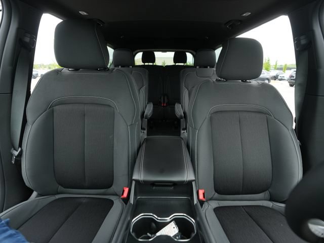 New 2026 Jeep Grand Cherokee L 4WD image 36