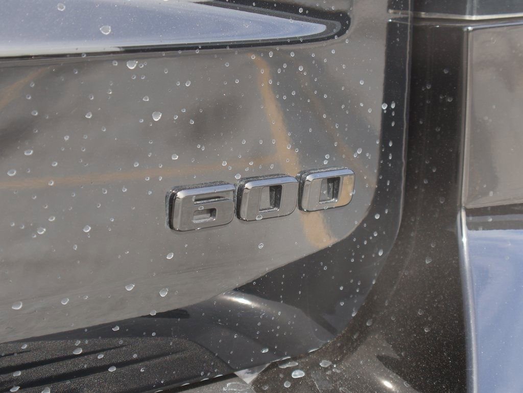 Used 2024 Cadillac Escalade Sport Platinum w/ Heavy-Duty Trailer Package image 9