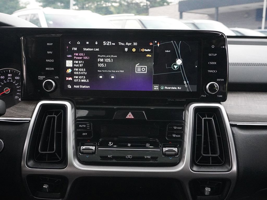 Used 2022 Kia Sorento S w/ Panoramic Sunroof Package AWD/4WD image 49