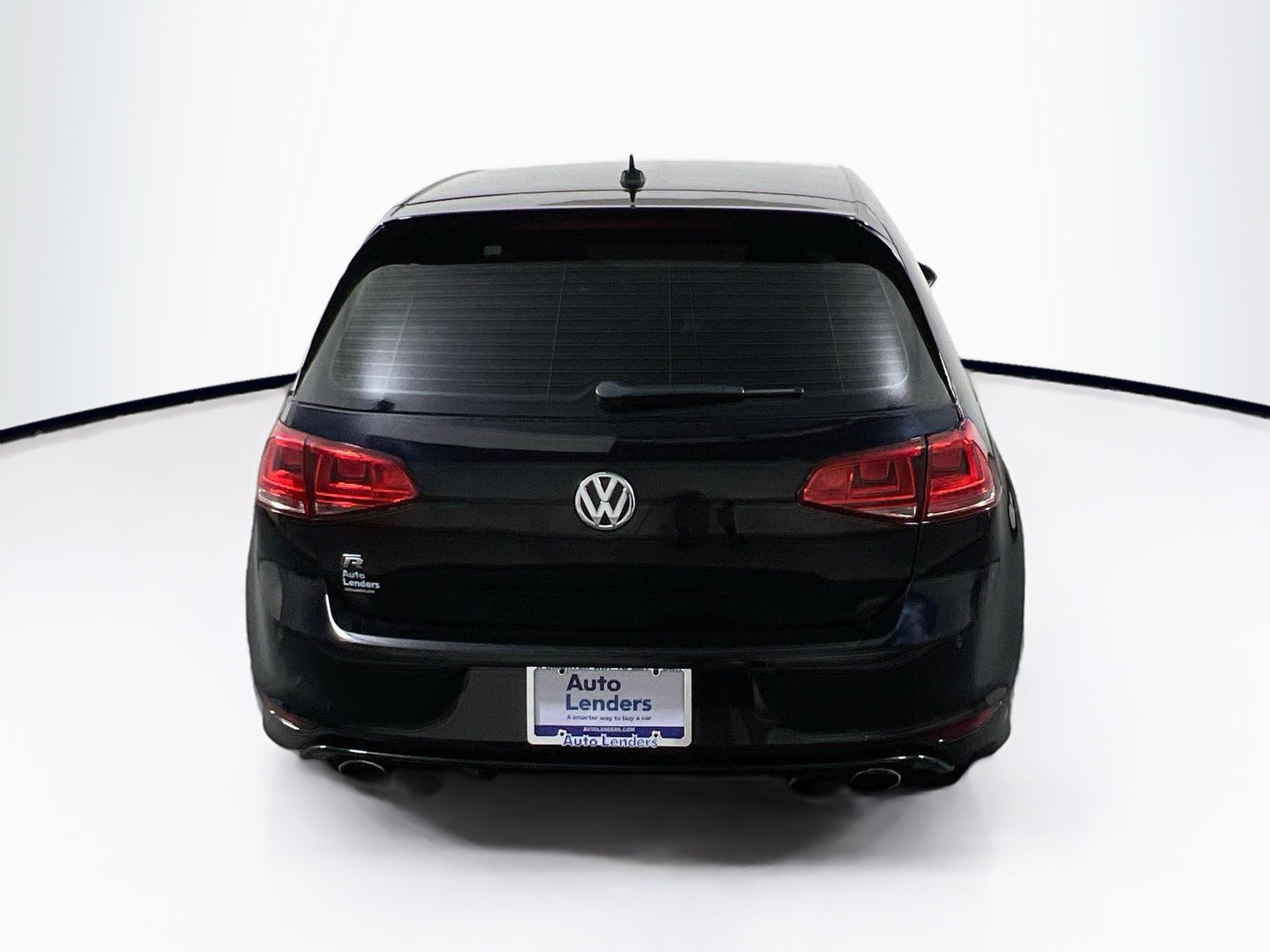 Used 2017 Volkswagen Golf R 4-Door AWD/4WD image 6
