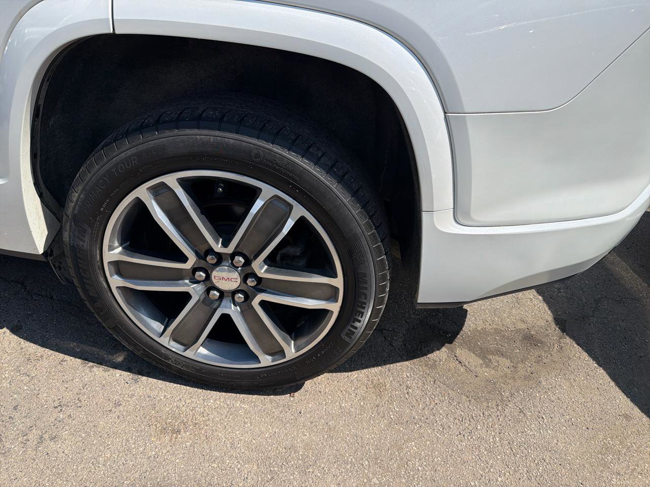 Used 2017 GMC Acadia Denali w/ Technology Package AWD/4WD image 14