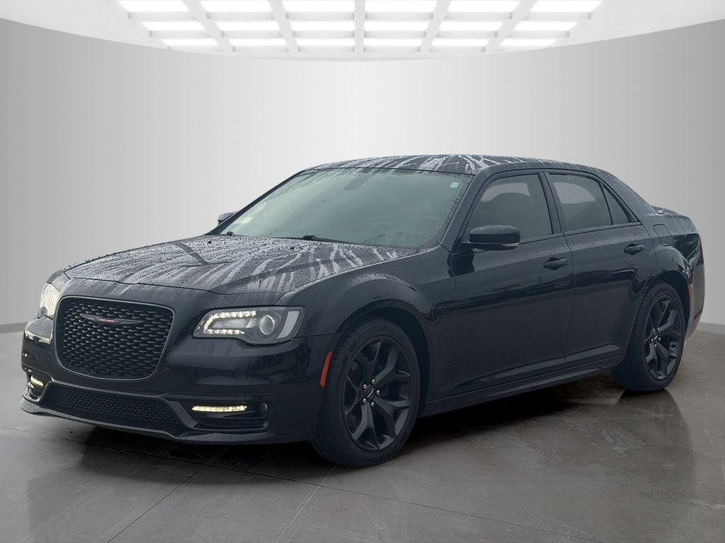 Used 2021 Chrysler 300 S w/ S Model Appearance Package RWD image 8