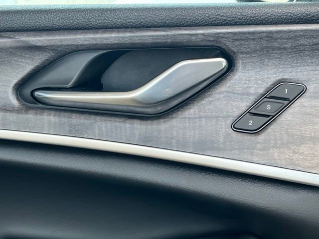 Used 2024 Jeep Grand Cherokee L Limited w/ Luxury Tech Group II AWD/4WD image 41