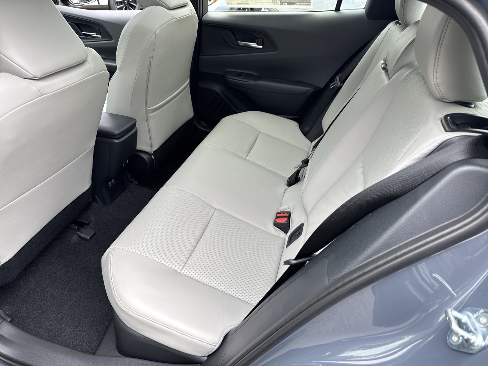 New 2027 Toyota Prius Limited w/ Limited Premium Package AWD/4WD image 33