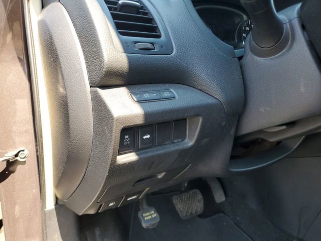 Used 2013 Nissan Altima 2.5 SV w/ 2.5SV Convenience Pkg image 18