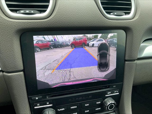 Used 2019 Porsche 718 Boxster RWD image 23