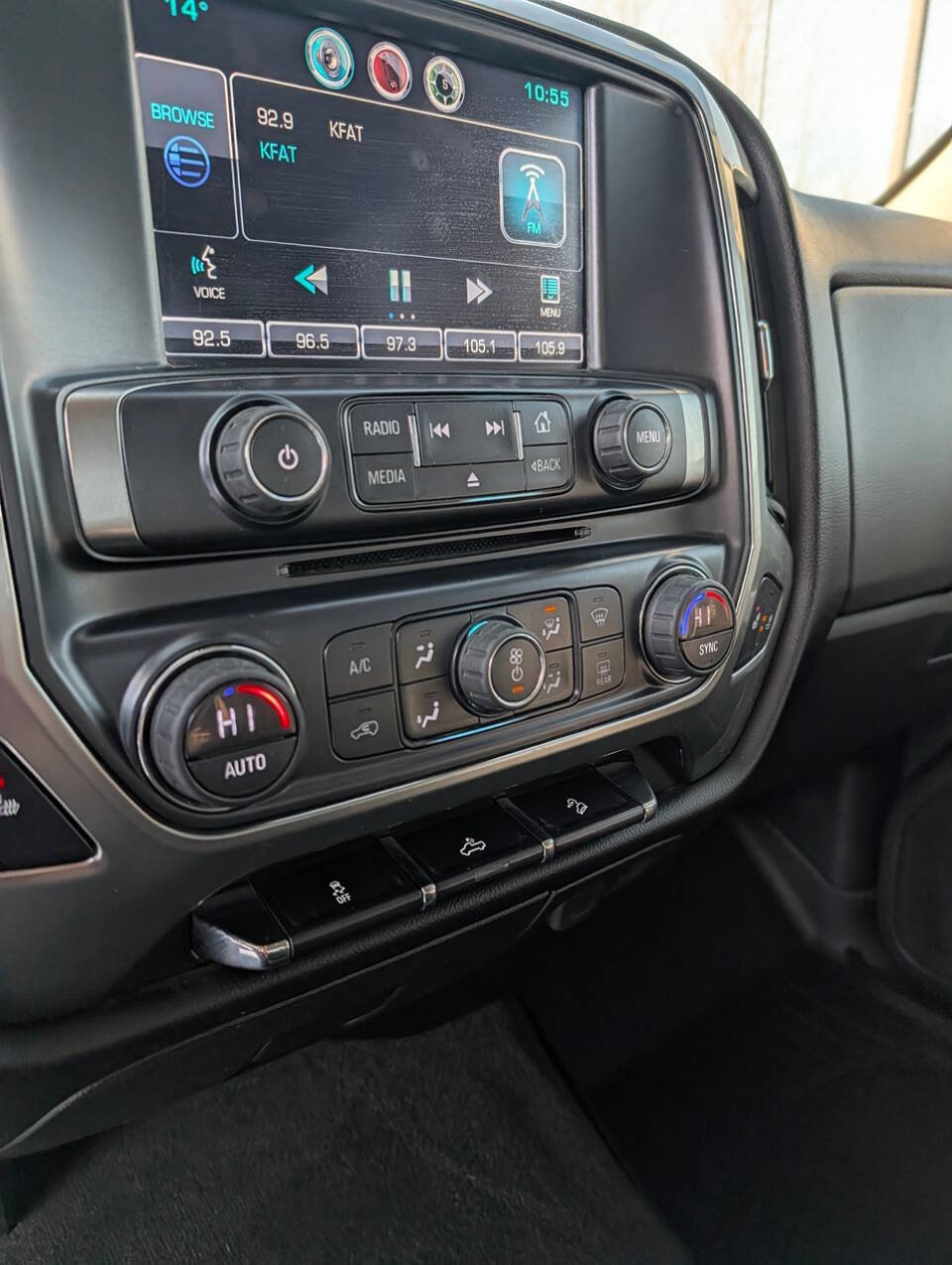 Used 2016 Chevrolet Silverado 2500 LT w/ LT Convenience Package image 26