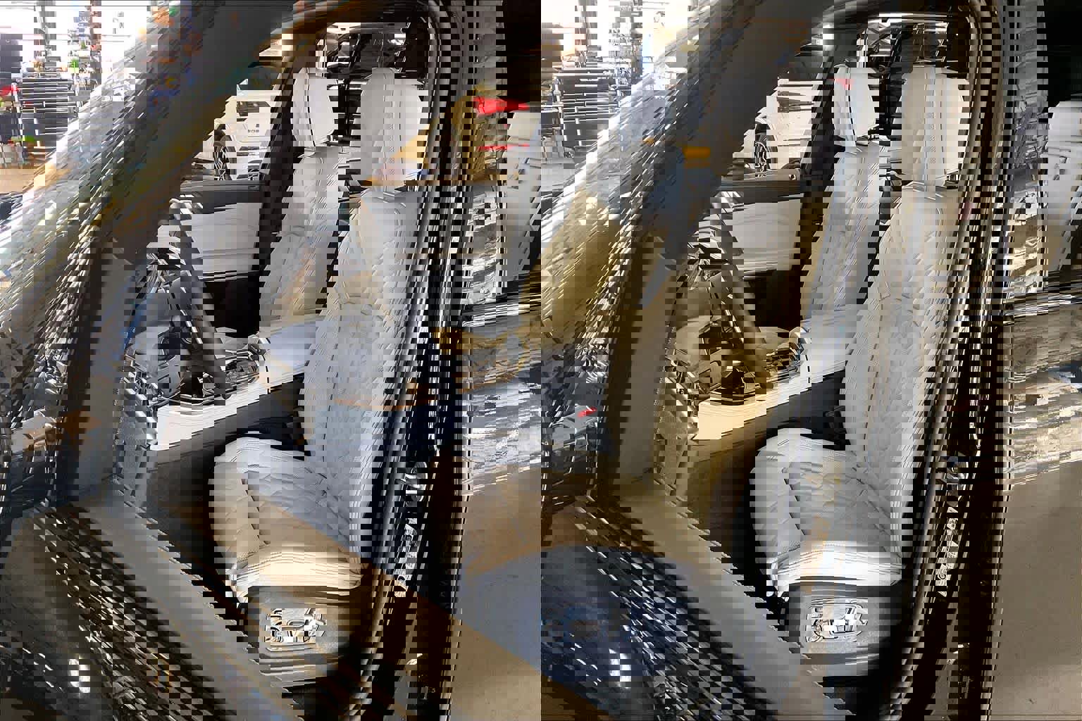 New 2026 BMW X5 sDrive40i image 9