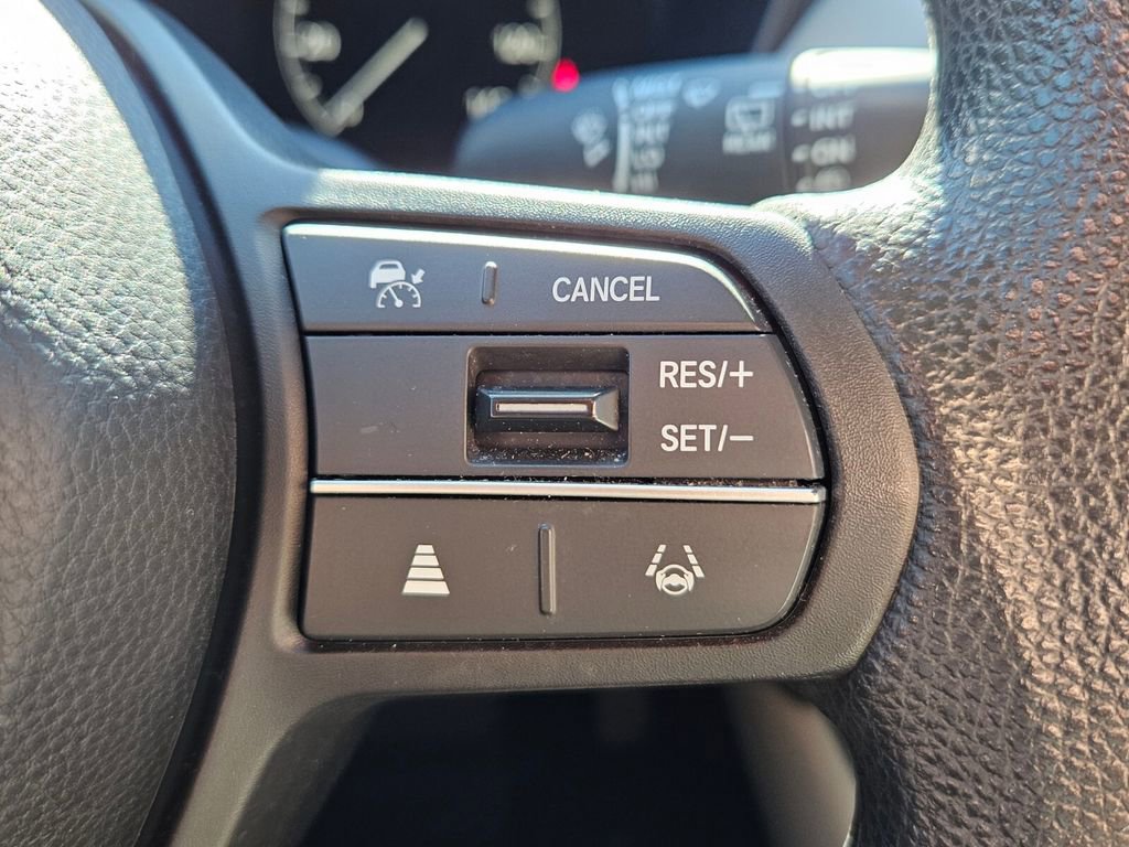 Used 2023 Honda HR-V LX image 23