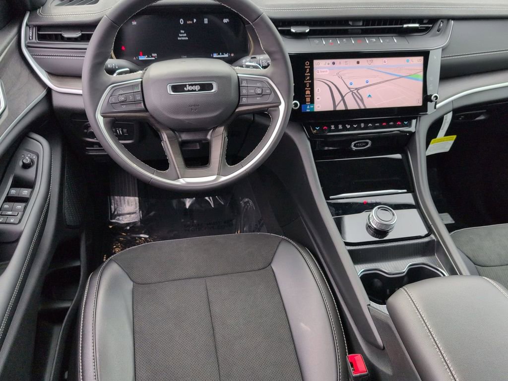 New 2026 Jeep Grand Cherokee Altitude RWD image 22