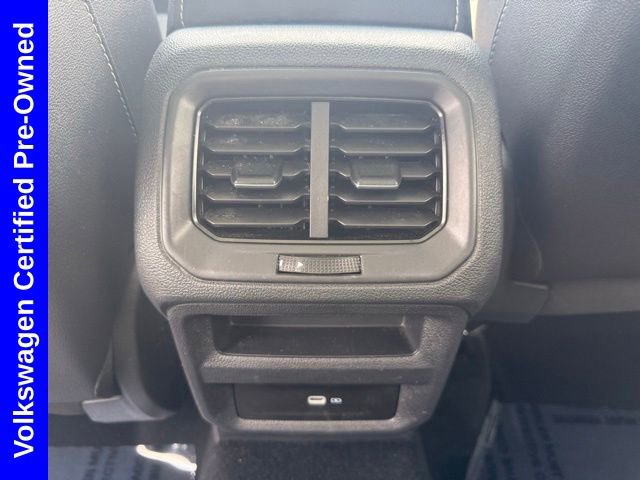 Used 2023 Volkswagen Taos SE w/ Panoramic Sunroof Package AWD/4WD image 21