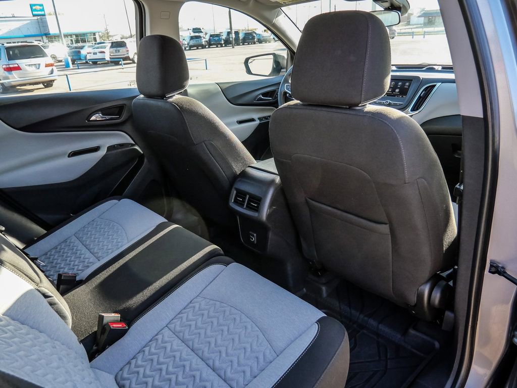 Used 2024 Chevrolet Equinox LS w/ Driver Confidence II Package image 18