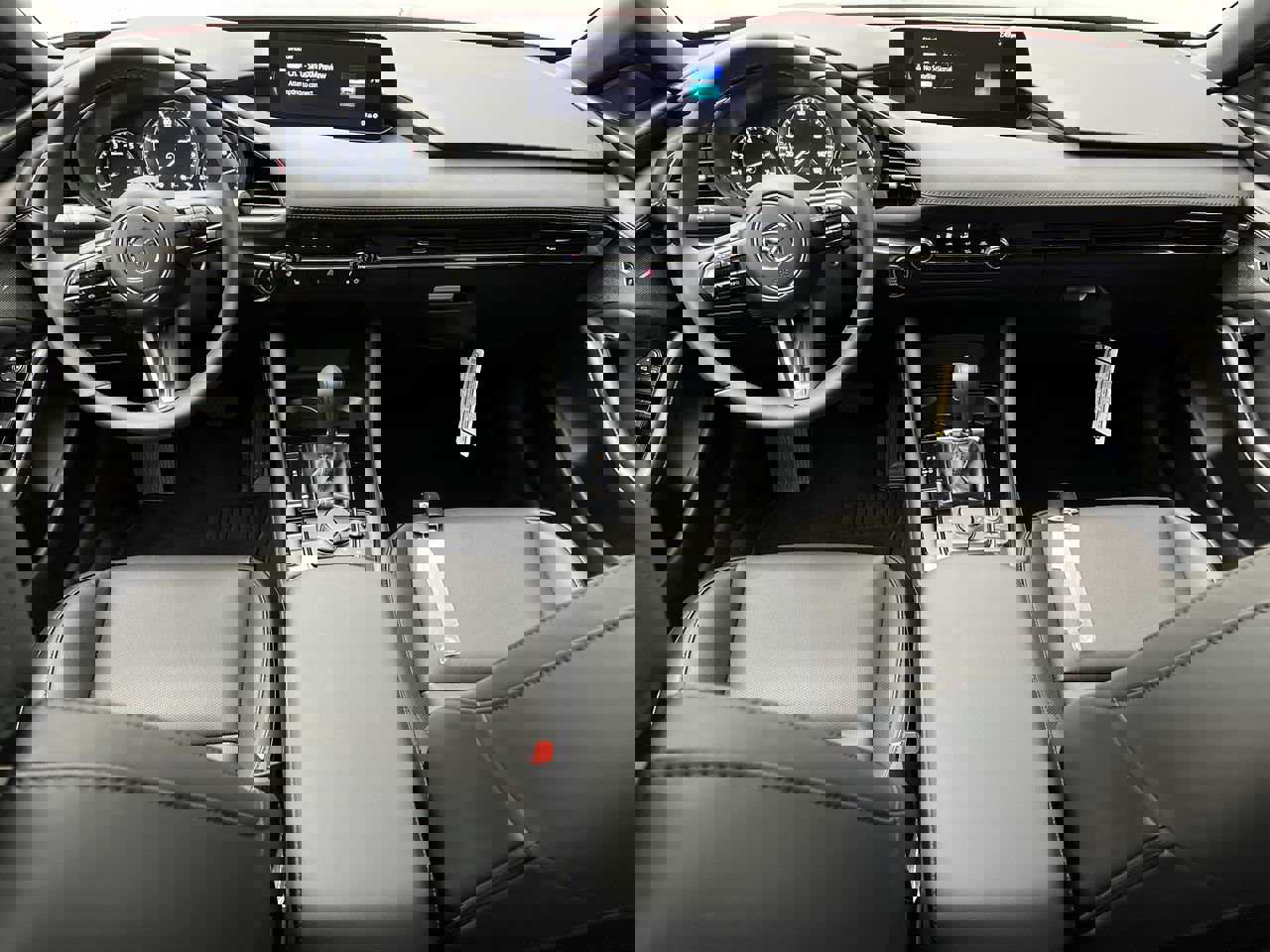 New 2025 MAZDA MAZDA3 Hatchback w/Premium Plus Pkg image 4