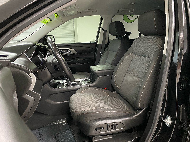 Used 2020 Chevrolet Traverse LT FWD image 10