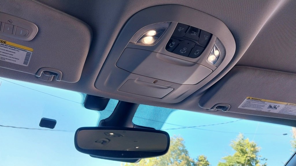 Used 2021 Chrysler Pacifica Touring-L image 33