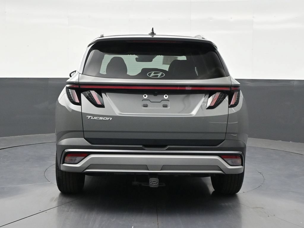 Used 2025 Hyundai Tucson SEL FWD image 4