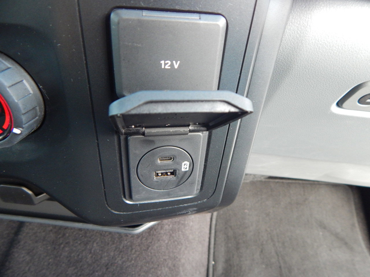 Used 2022 Ford F150 XL w/ Equipment Group 101A High RWD image 18