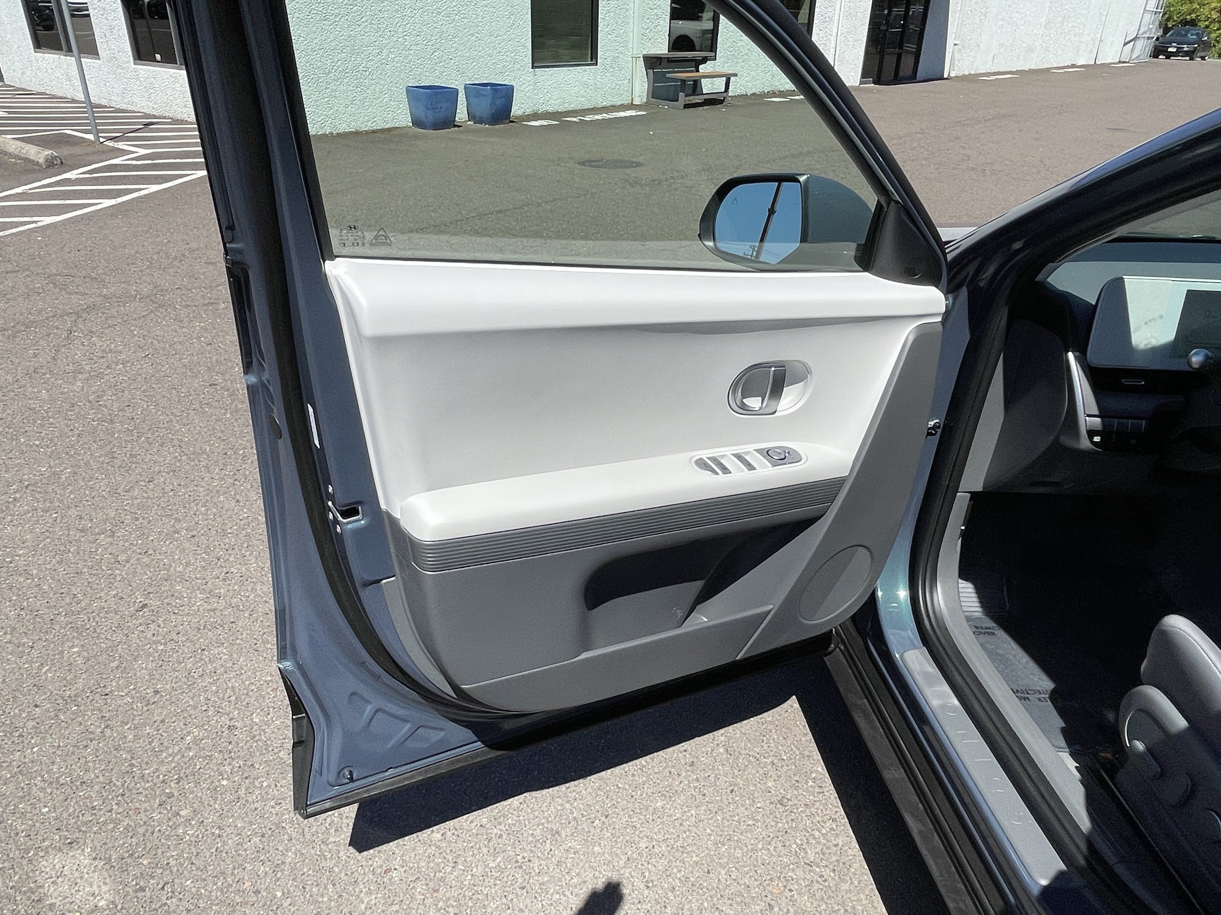 Certified 2024 Hyundai Ioniq 5 SEL AWD/4WD image 16