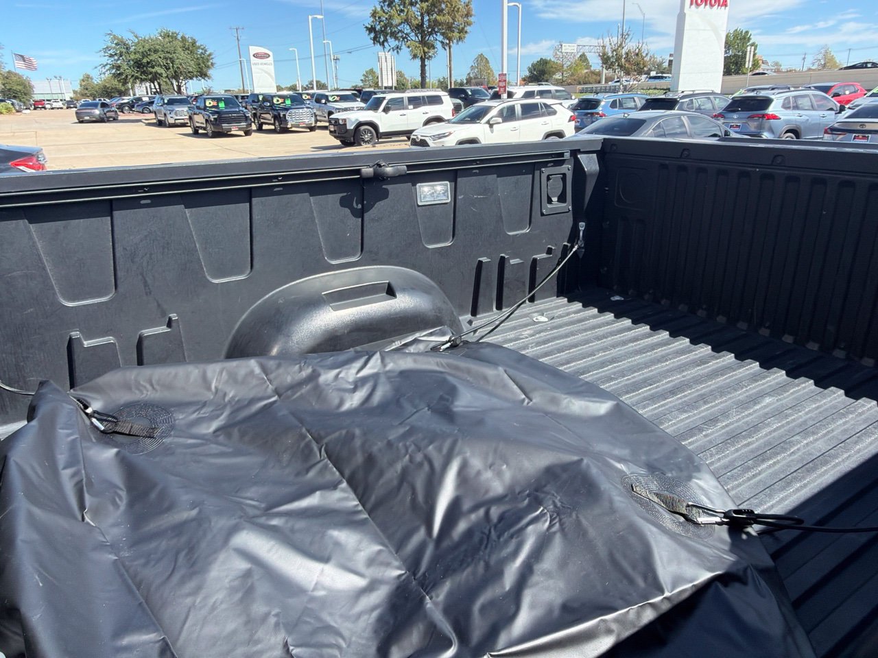 Used 2023 Toyota Tundra Limited w/ Power Package AWD/4WD image 13