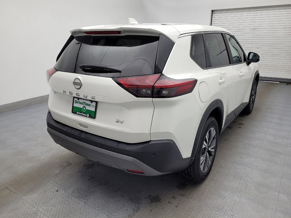 Used 2023 Nissan Rogue SV image 9