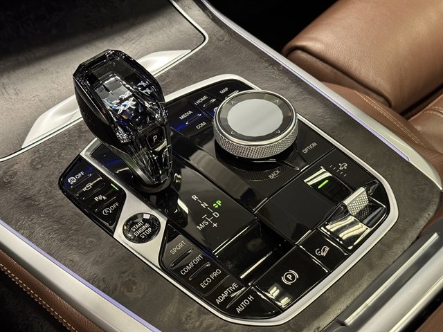 Used 2020 BMW X7 xDrive40i w/ M Sport Package image 33