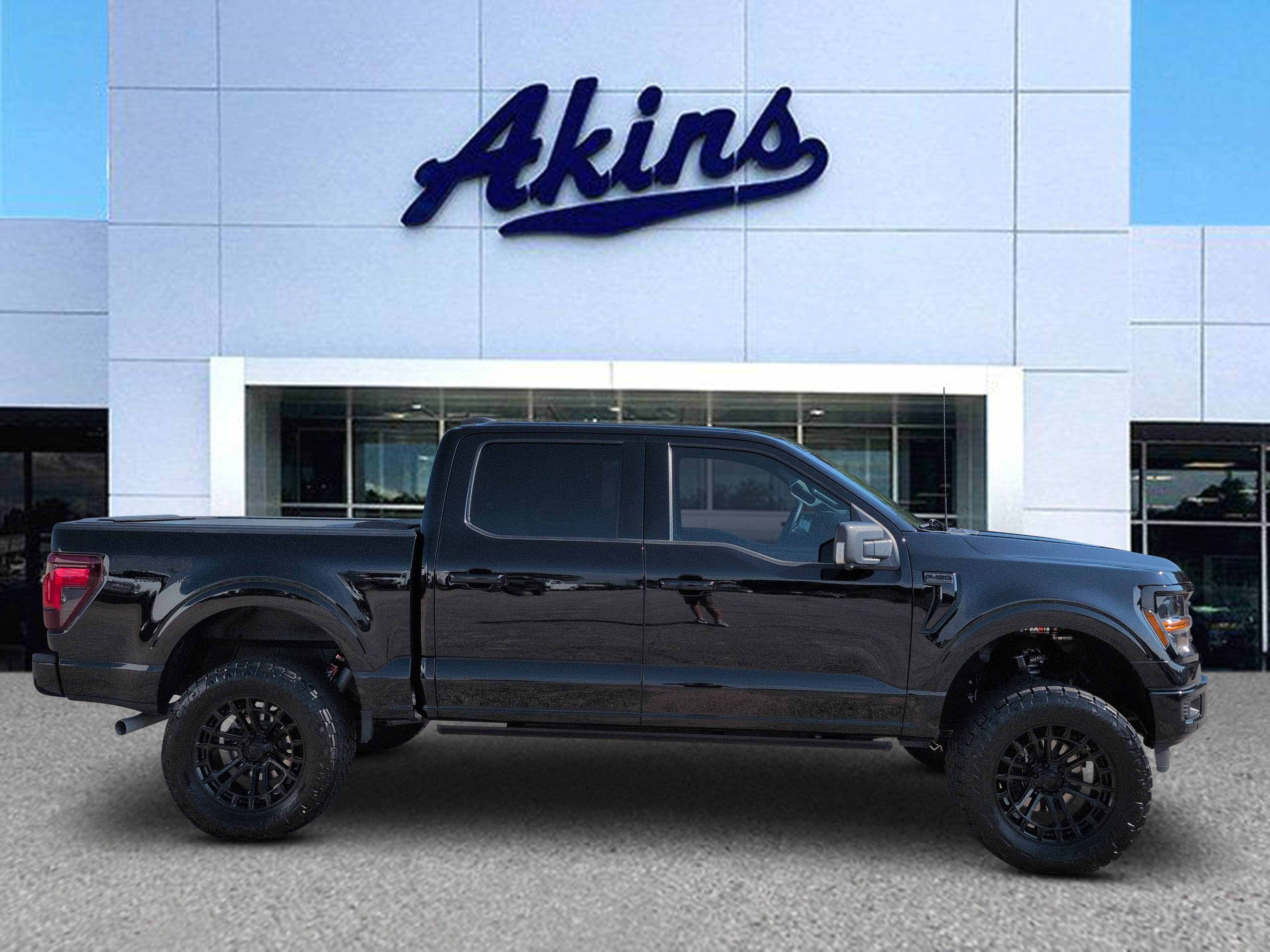 Used 2024 Ford F150 XLT w/ Equipment Group 302A MID