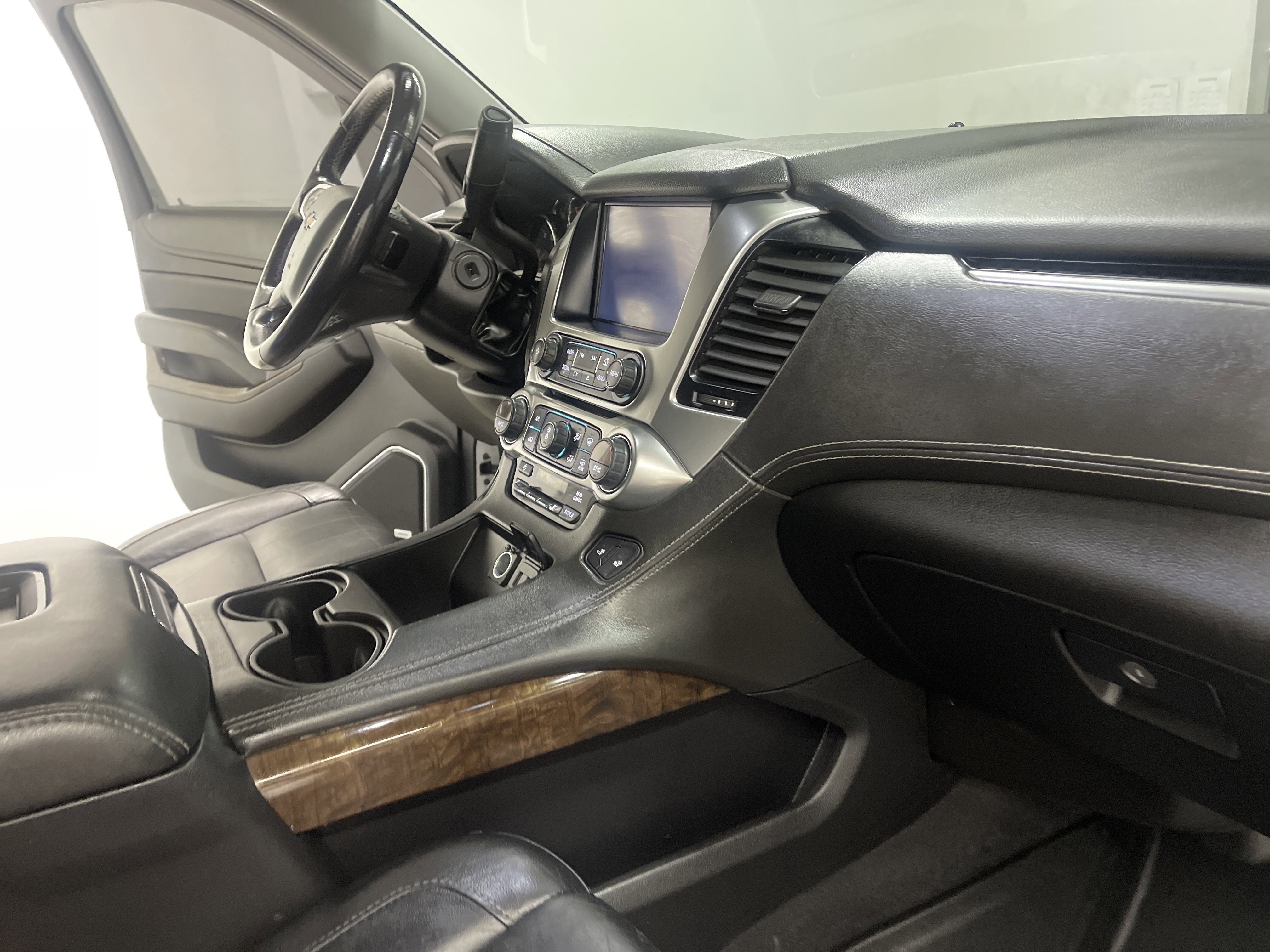 Used 2020 Chevrolet Tahoe LT AWD/4WD image 27