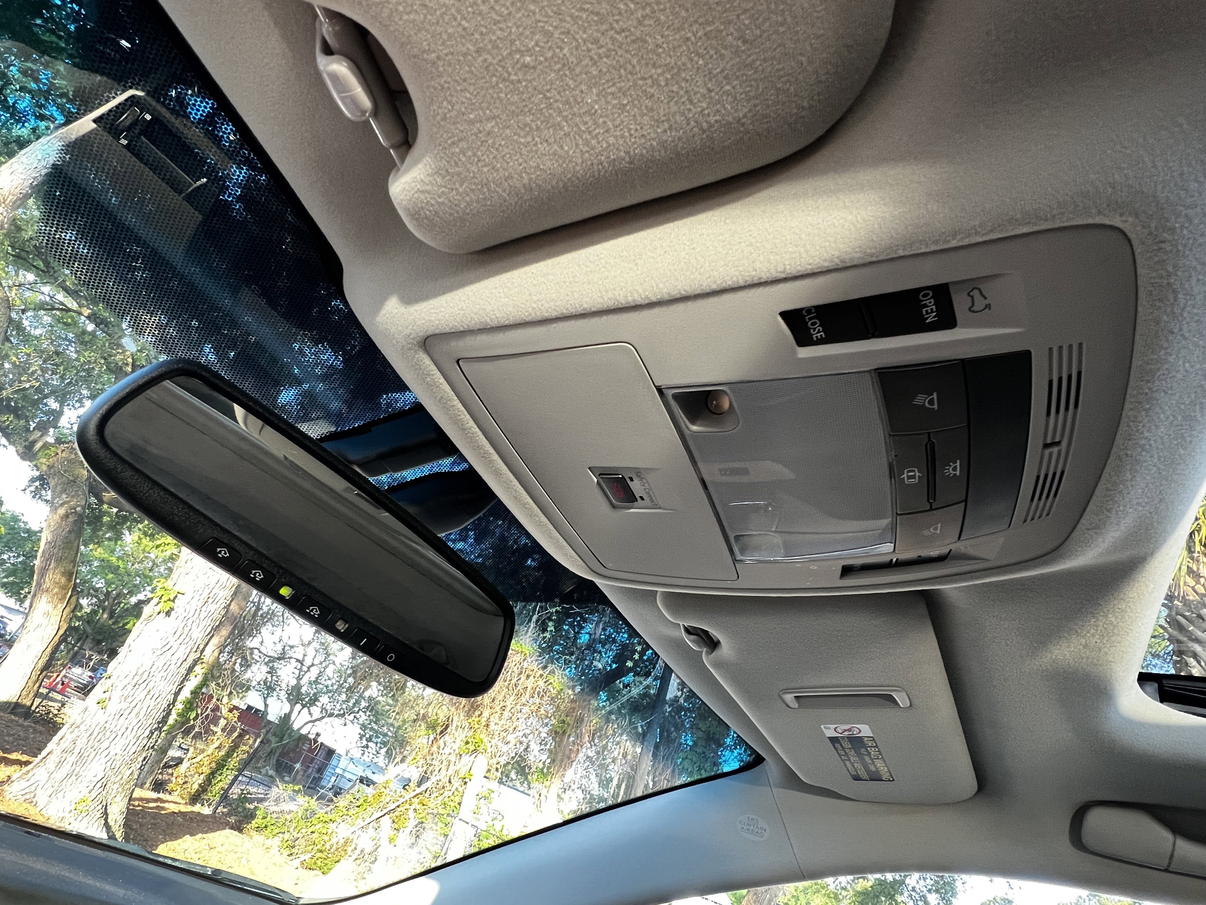 Used 2015 Lexus RX 450h AWD image 29