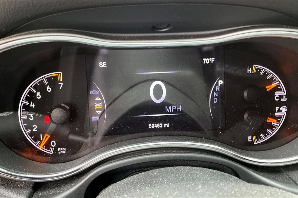 Used 2019 Jeep Grand Cherokee Laredo AWD/4WD image 18