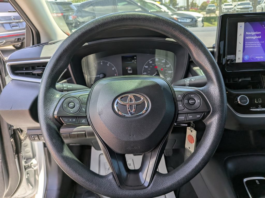 Used 2024 Toyota Corolla LE FWD image 29