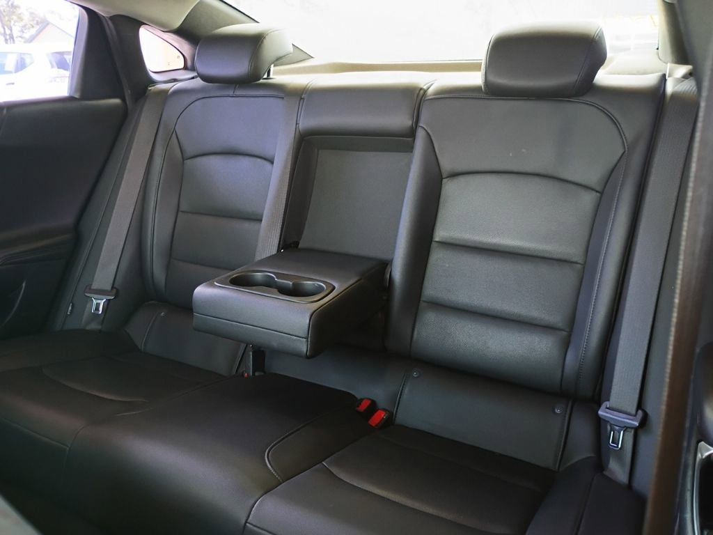 Used 2019 Chevrolet Malibu Premier w/ Sun and Wheel Package image 12