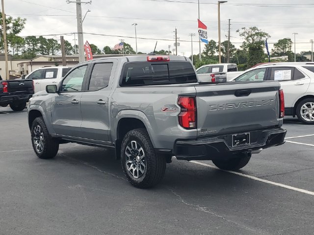 Used 2026 Chevrolet Colorado Z71 w/ Technology Package AWD/4WD image 4