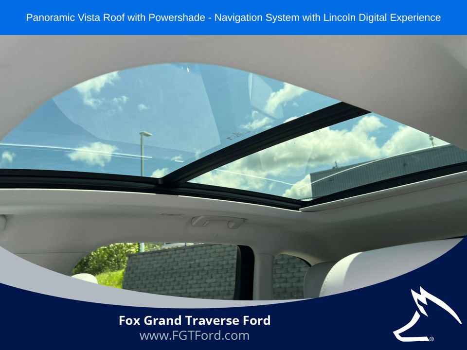 Used 2026 Lincoln Nautilus Reserve AWD/4WD image 7