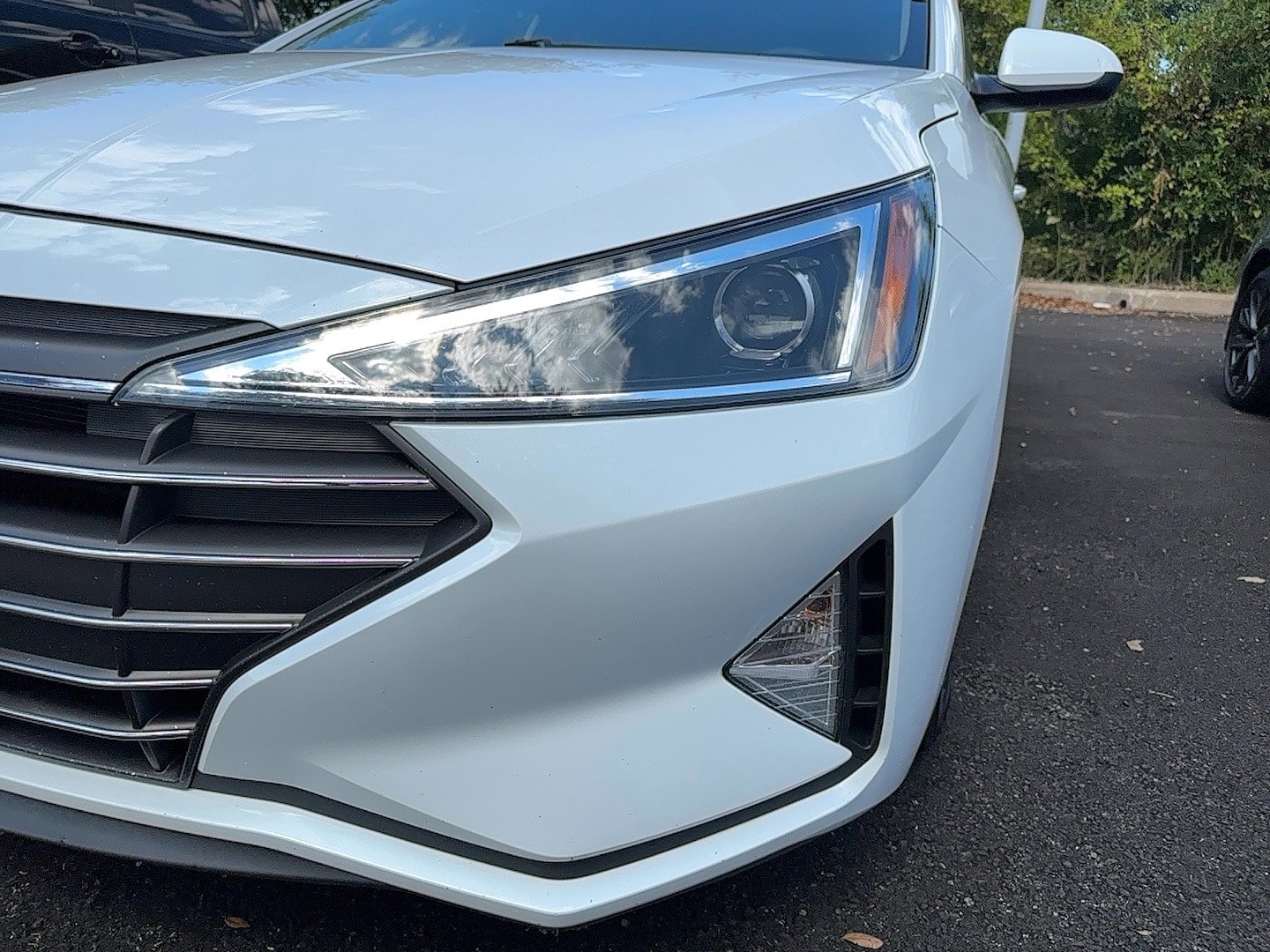 Used 2019 Hyundai Elantra SE w/ Cargo Package FWD image 6