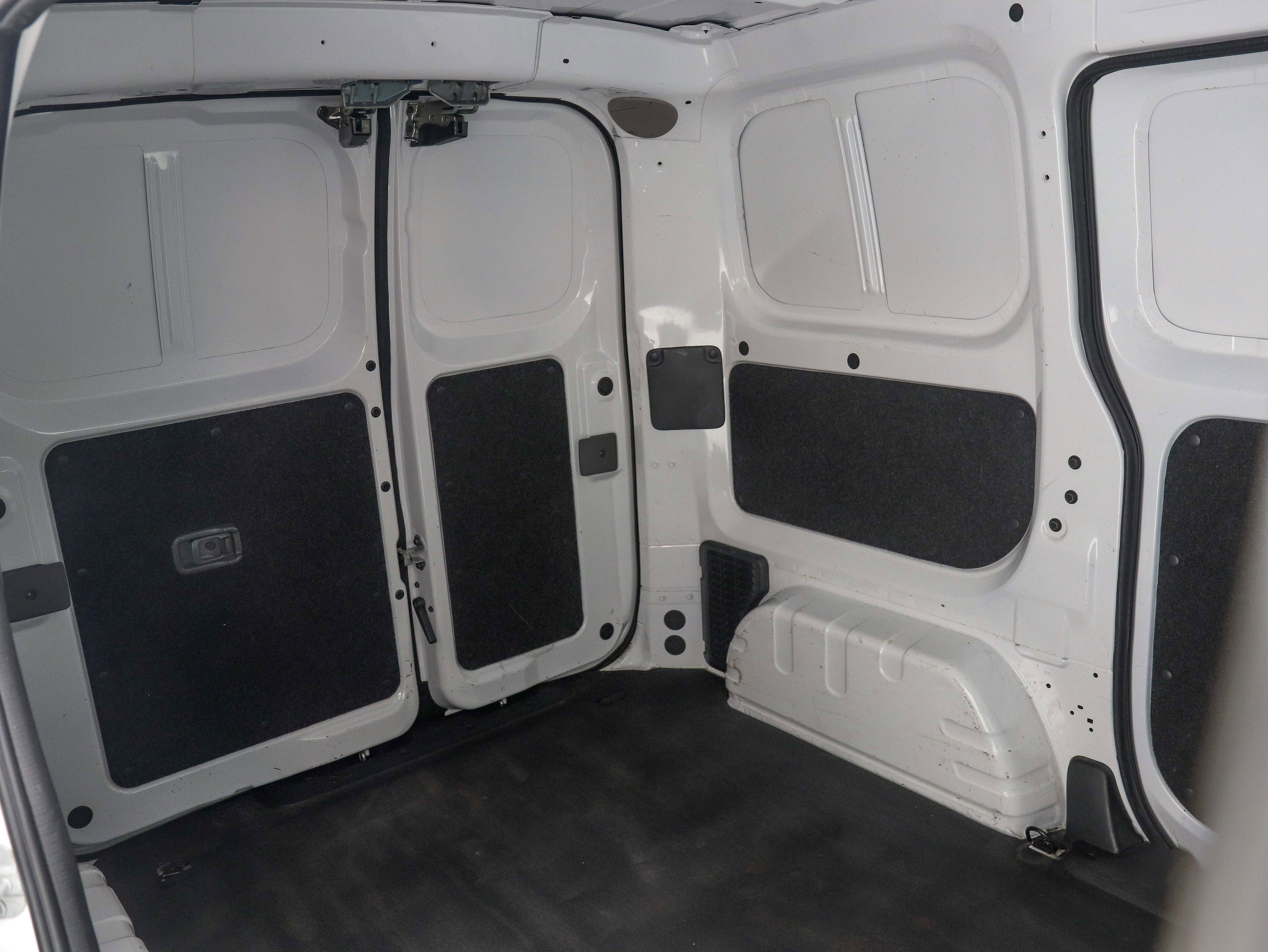 Used 2017 Nissan NV200 SV w/ Technology Package FWD image 15