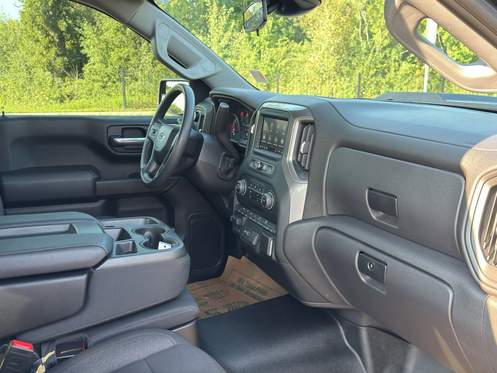 Used 2023 Chevrolet Silverado 1500 Custom Trail Boss AWD/4WD image 36