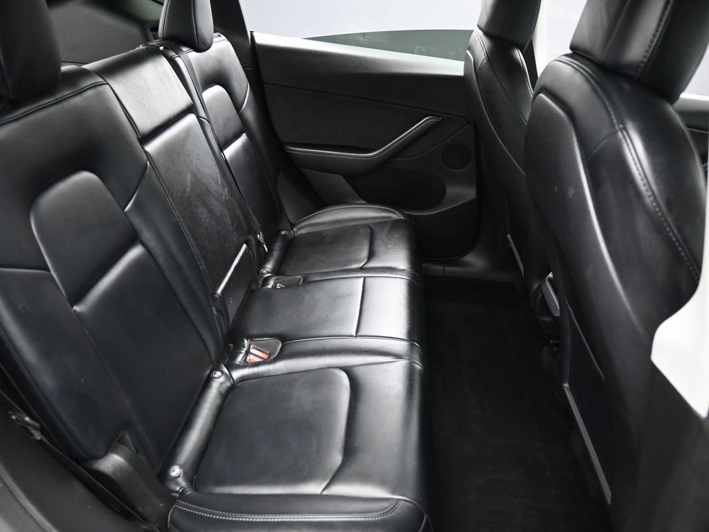 Used 2022 Tesla Model Y Performance image 32