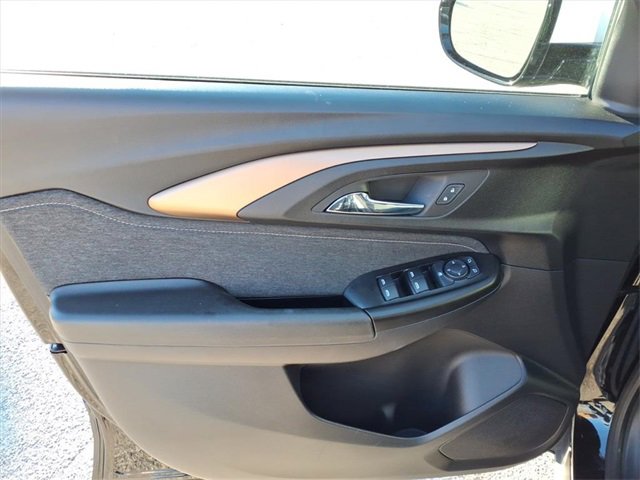 Certified 2023 Chevrolet TrailBlazer ACTIV w/ Convenience Package image 15