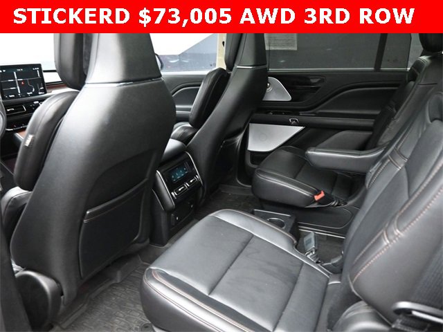 Used 2020 Lincoln Aviator Reserve w/ Equipment Group 202A image 16