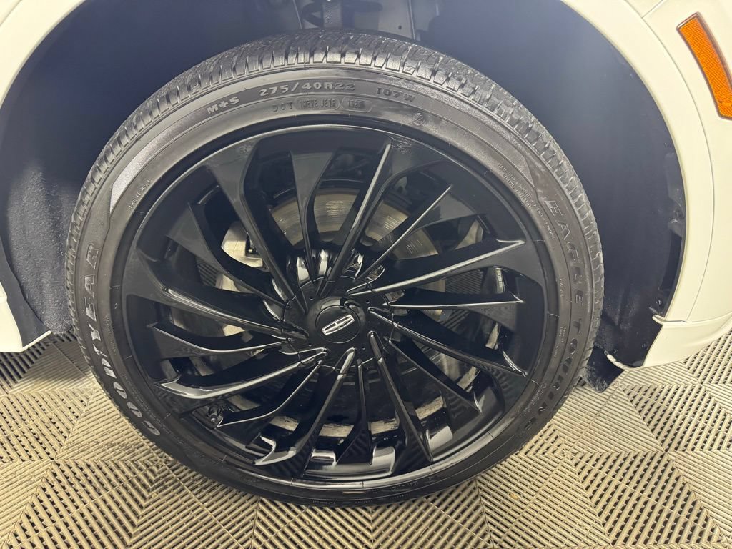 Certified 2025 Lincoln Aviator Reserve w/ Jet Appearance Package AWD/4WD image 11