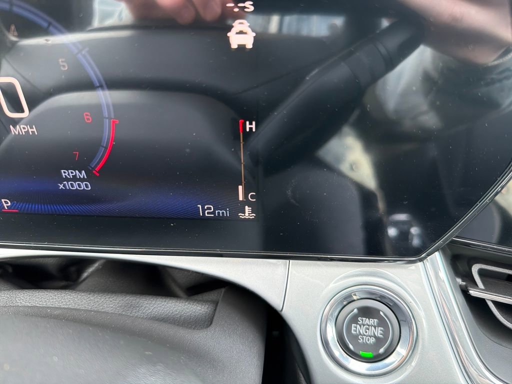 New 2025 Chevrolet Trax LT w/ LT Convenience Package image 18