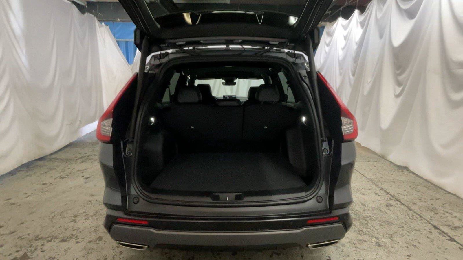 Used 2024 Honda CR-V Sport Touring image 19