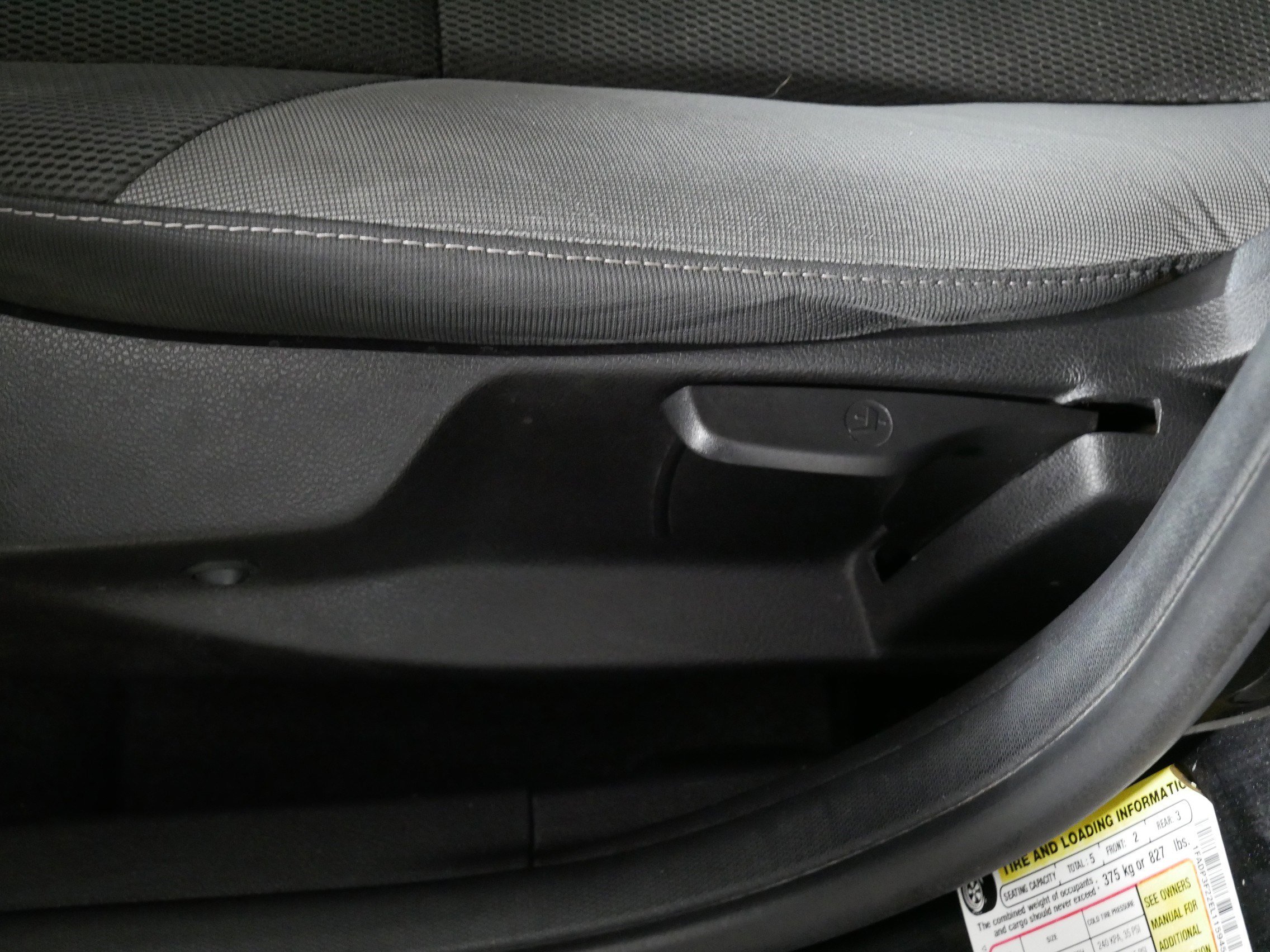 Used 2014 Ford Focus SE image 20