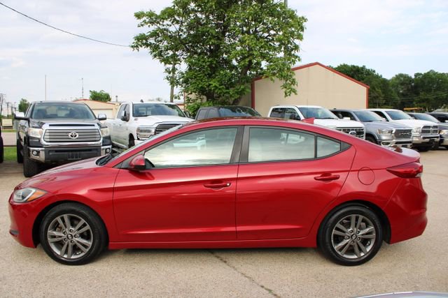 Used 2017 Hyundai Elantra SE FWD image 6