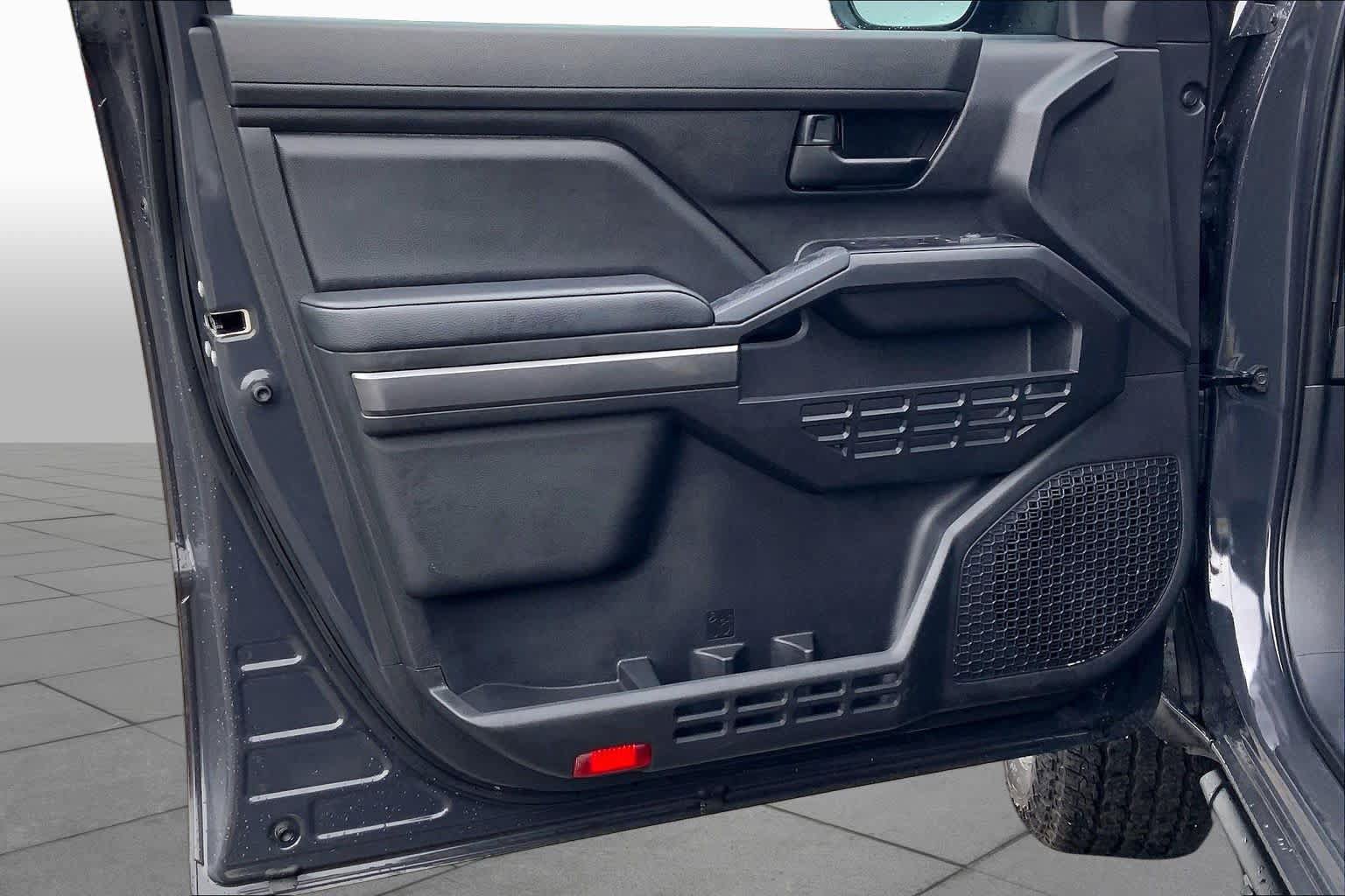 Used 2026 Toyota Tacoma SR5 AWD/4WD image 22