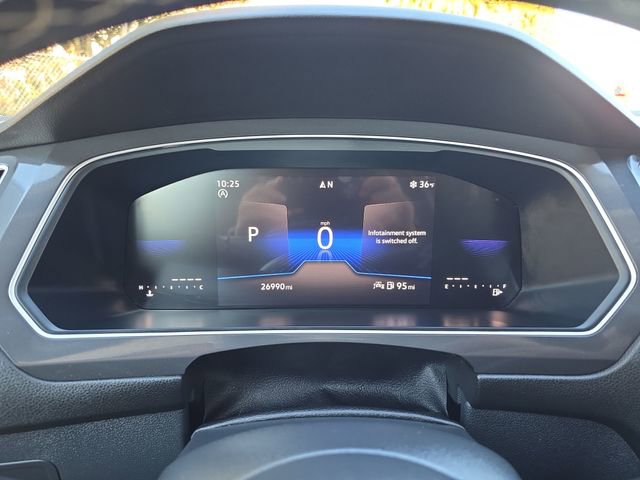 Used 2024 Volkswagen Tiguan SE image 20