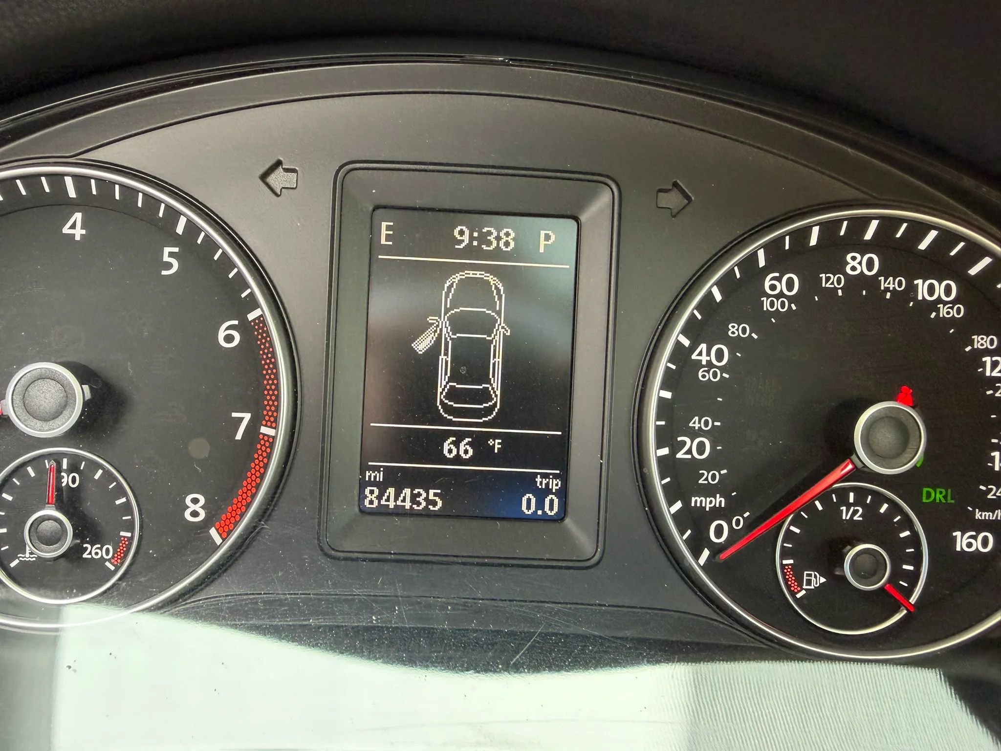 Used 2014 Volkswagen Eos FWD image 25