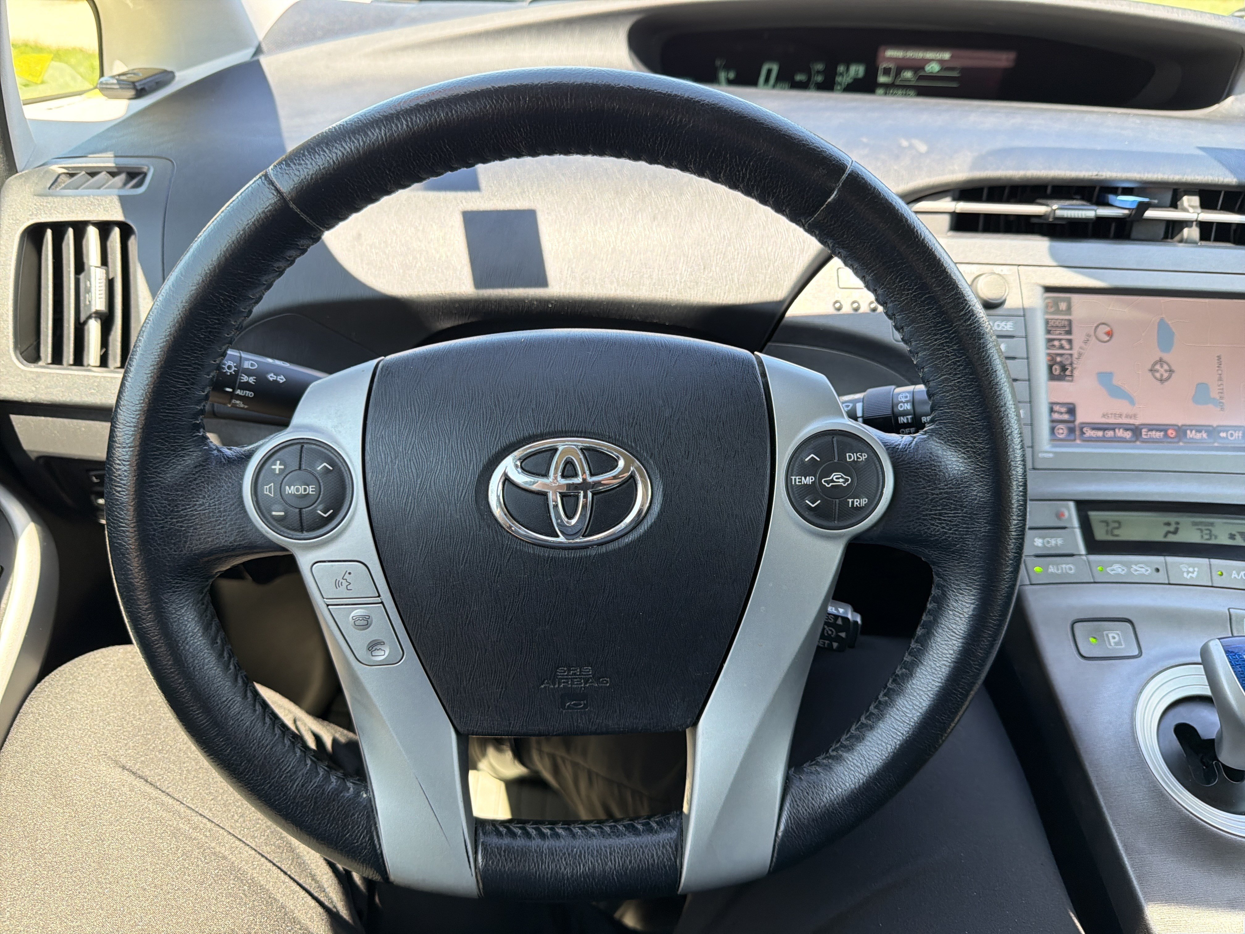 Used 2013 Toyota Prius Four w/ Deluxe Solar Roof Pkg FWD image 27