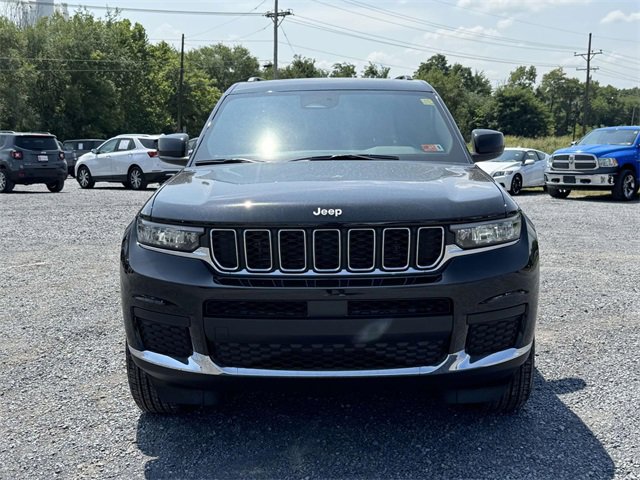 New 2025 Jeep Grand Cherokee L Laredo w/ Luxury Tech Group I image 23